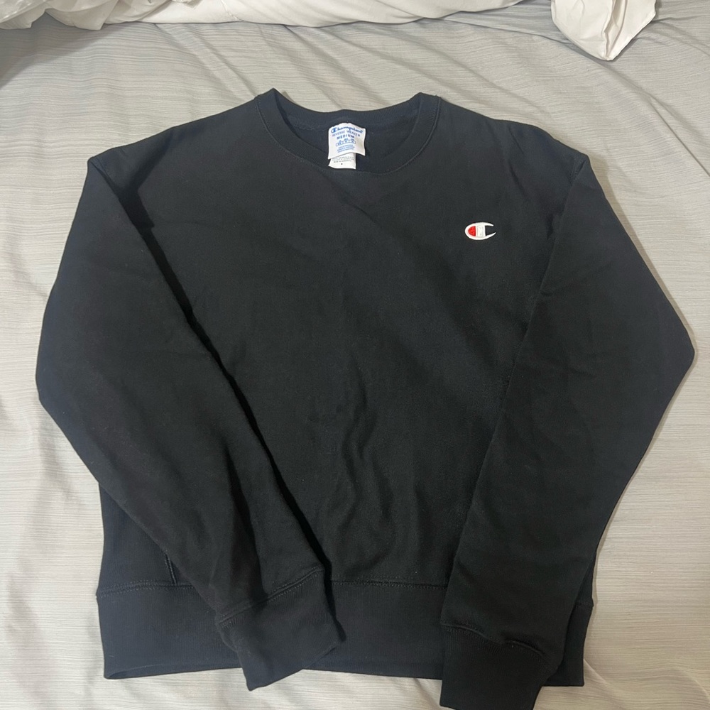 Champion Black Crewneck Sweater Classic Design